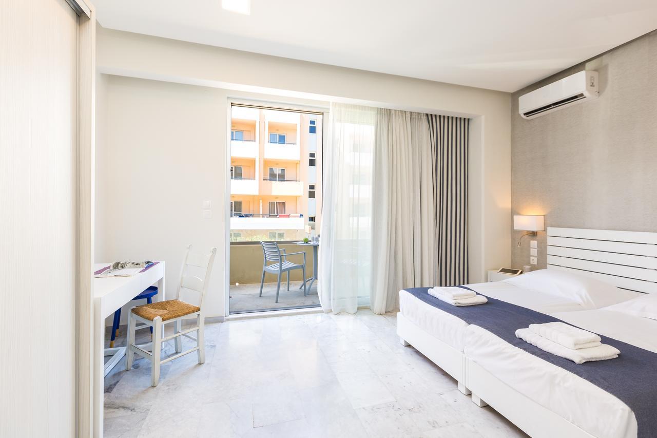 Meltemi Coast Suites Rethymno Esterno foto