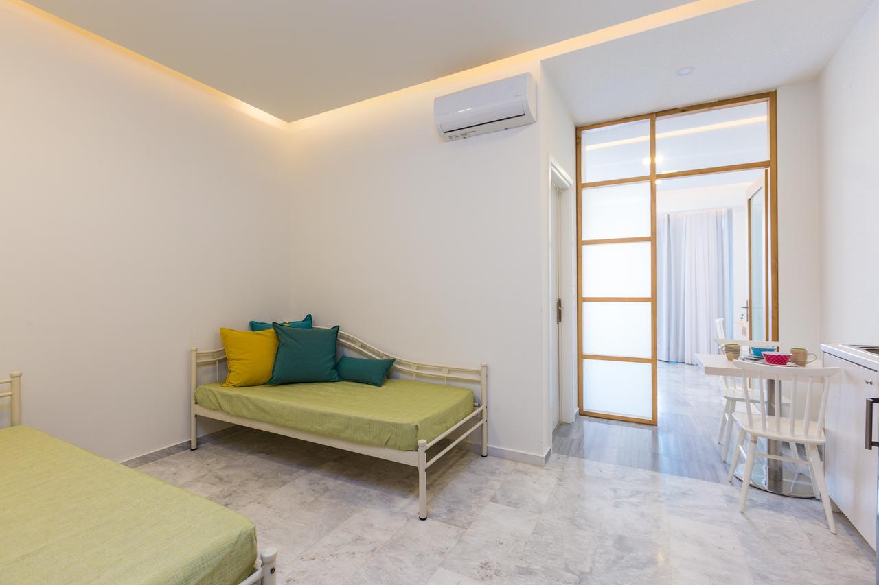 Meltemi Coast Suites Rethymno Esterno foto