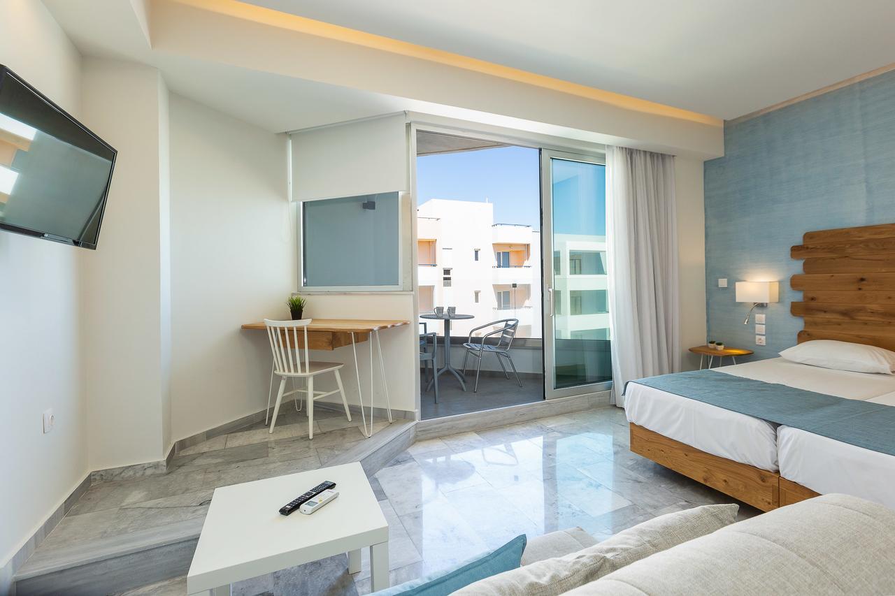 Meltemi Coast Suites Rethymno Esterno foto